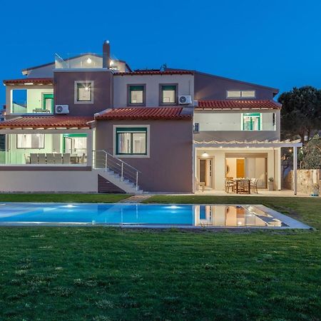 Villa Ourania อาเยีย เปลาเยีย ภายนอก รูปภาพ