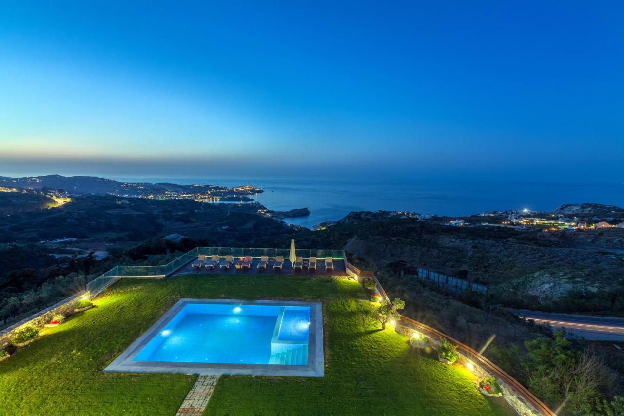 Villa Ourania อาเยีย เปลาเยีย ภายนอก รูปภาพ