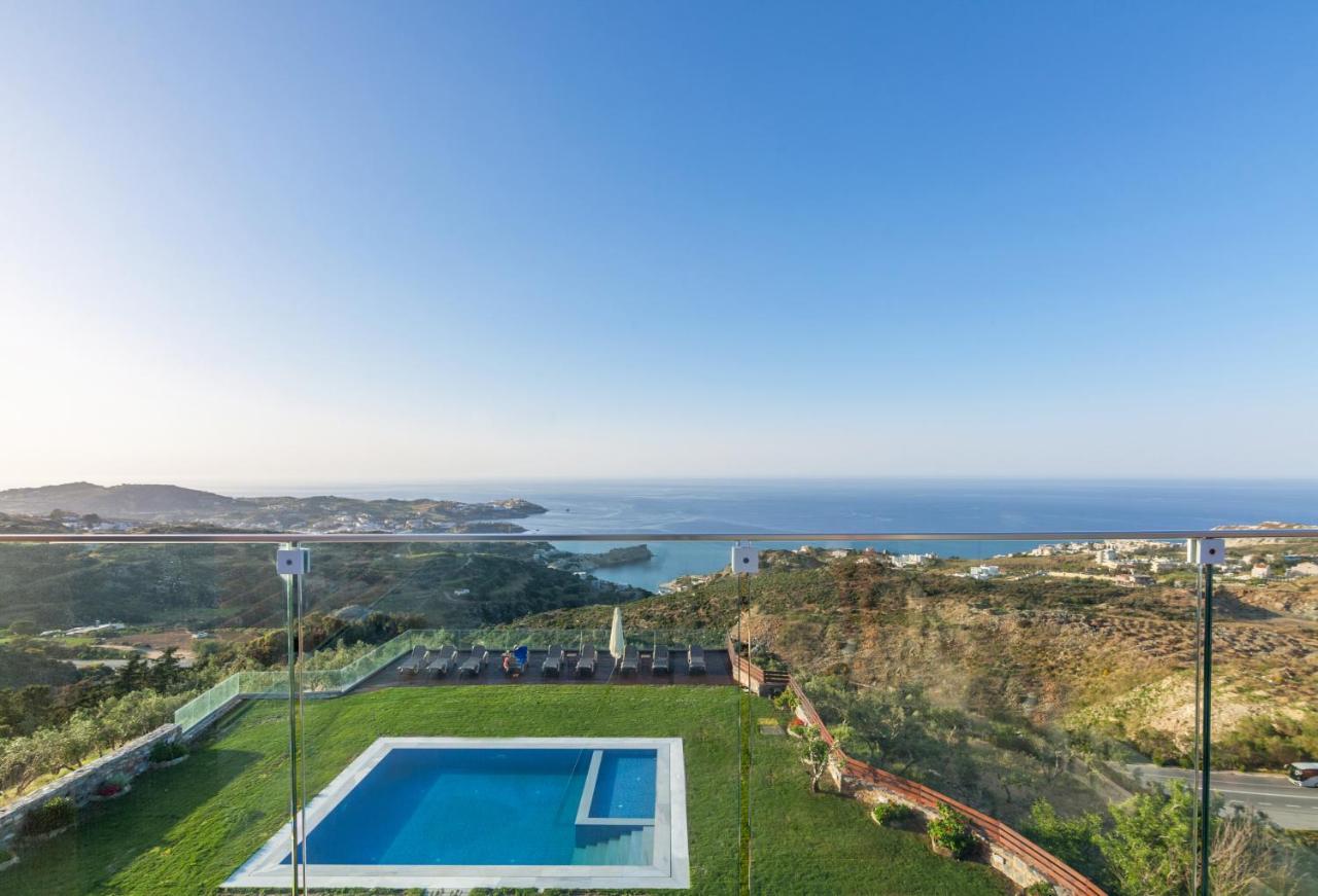 Villa Ourania อาเยีย เปลาเยีย ภายนอก รูปภาพ